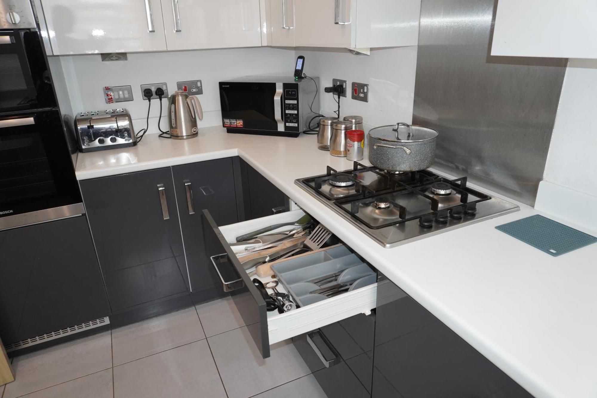 Luxury Rooms - Pick A Room - Free Parking & Kitchen Access, Near Etihad Stadium, The Coop Live & Piccadilly Station, Manchester Exterior foto
