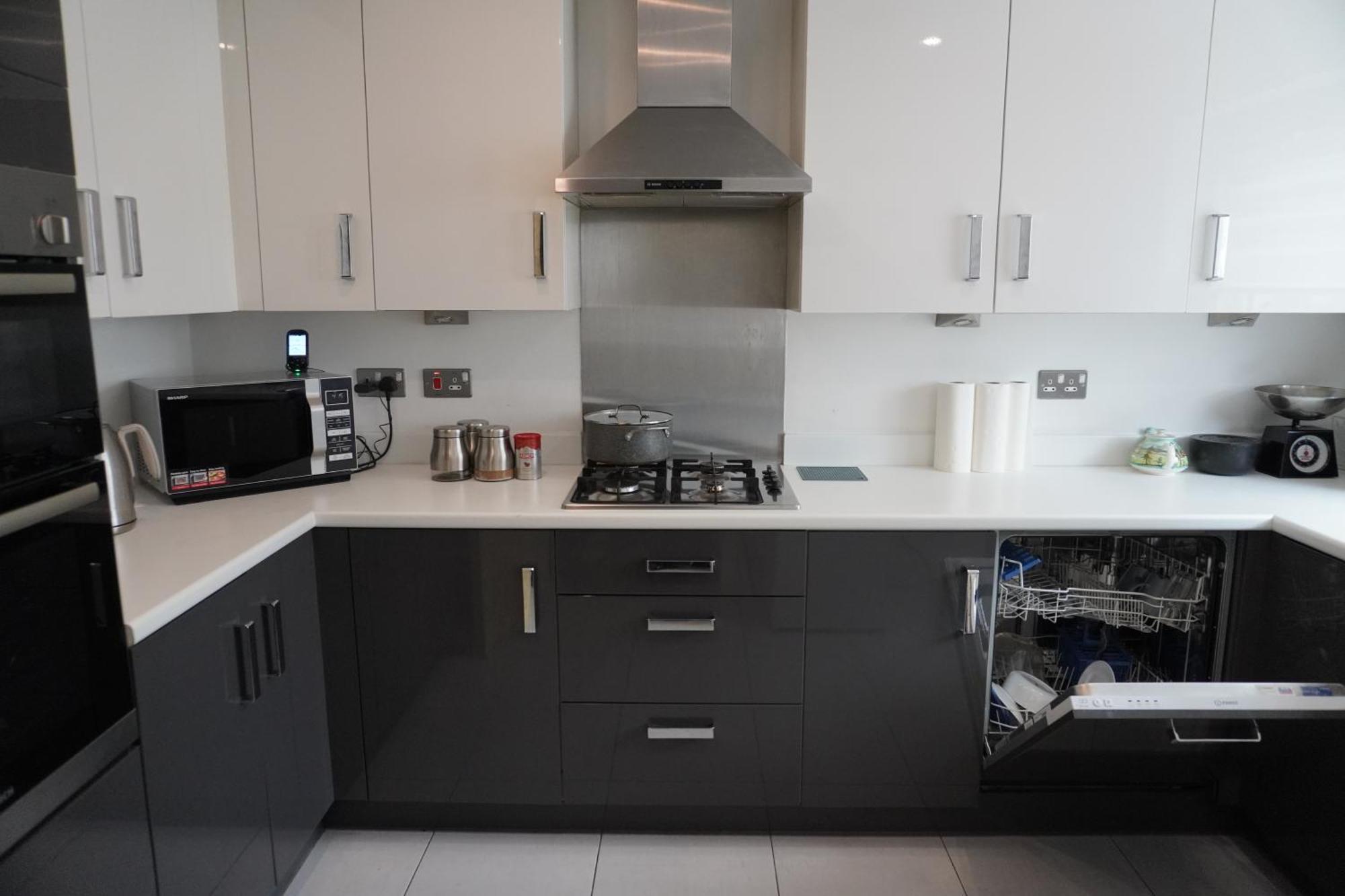Luxury Rooms - Pick A Room - Free Parking & Kitchen Access, Near Etihad Stadium, The Coop Live & Piccadilly Station, Manchester Exterior foto